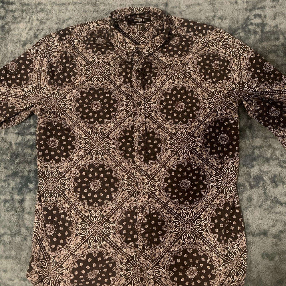 Black and white paisley